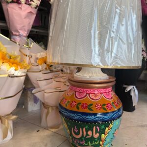 Maanwan Thandiyan Chawan Lamp